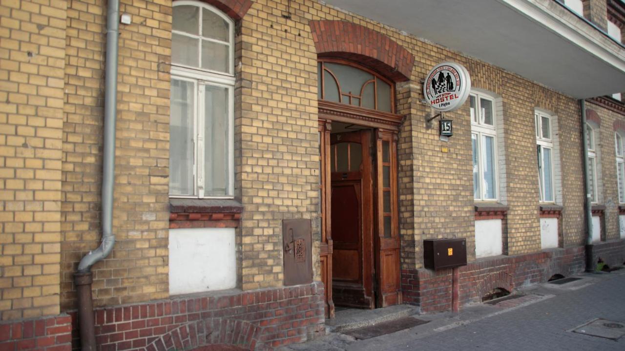 Pit Stop Hostel Poznań Exteriör bild